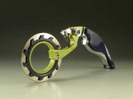 Pizza cutter for bikers