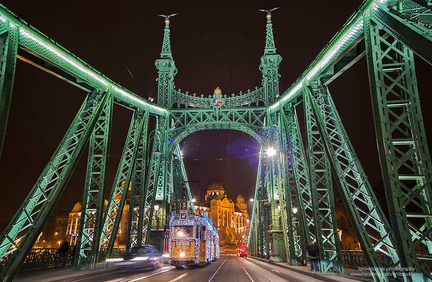 Рождественский транспорт в Будапеште
