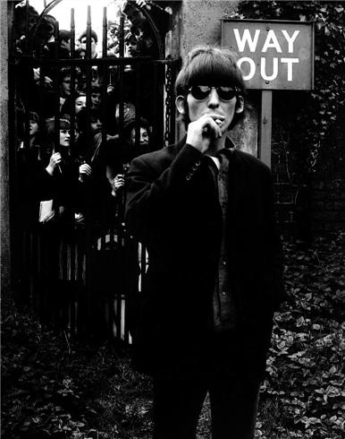 George Harrison 1966 by Robert Whitaker